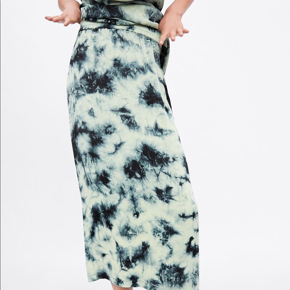 FINAL SALE!THE BATIK SKIRT❗️